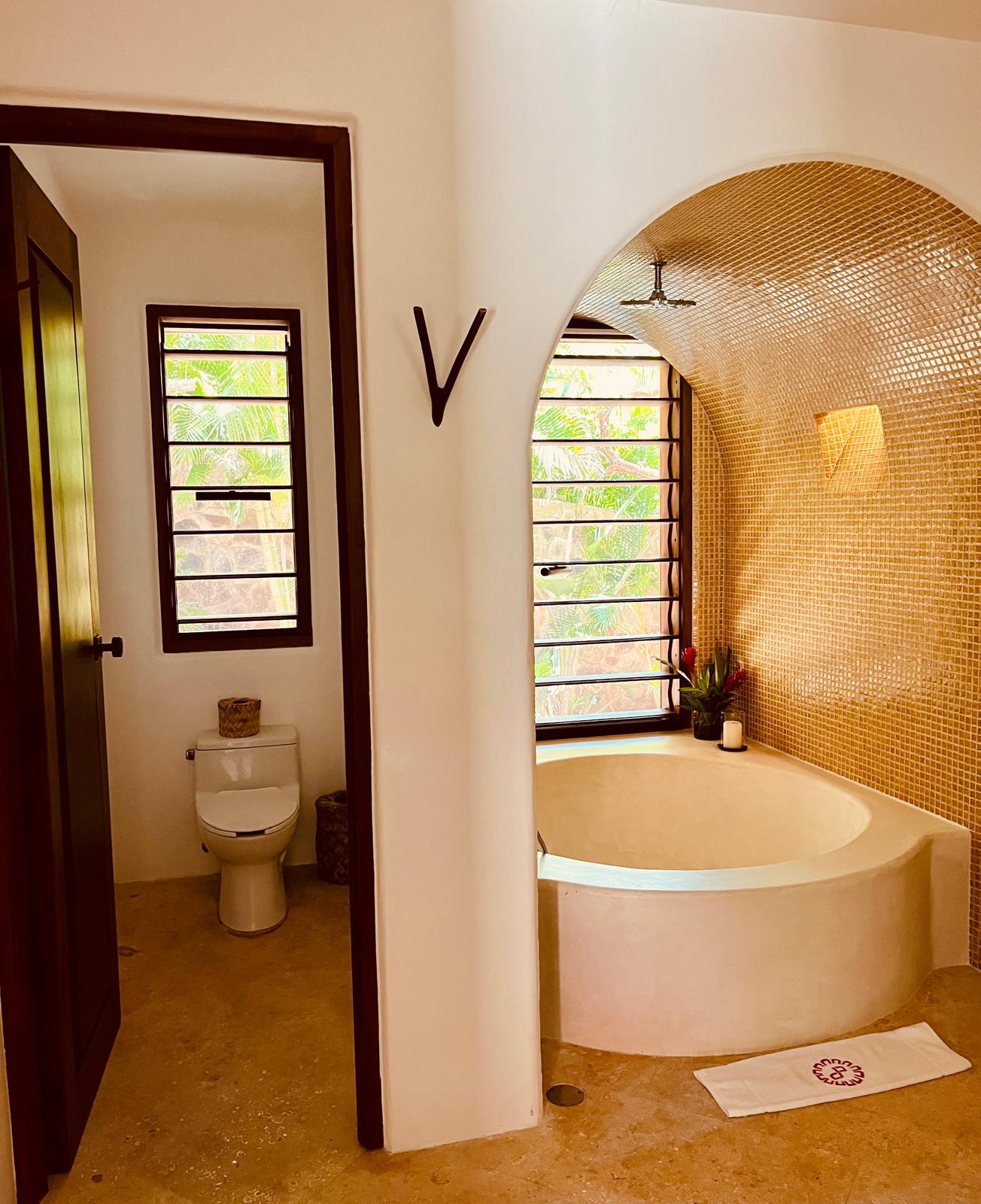 Casapapellilo.com - Casa Papelillo - Costa Careyes - Chamela - Bedroom - Moon - Bathroom 1